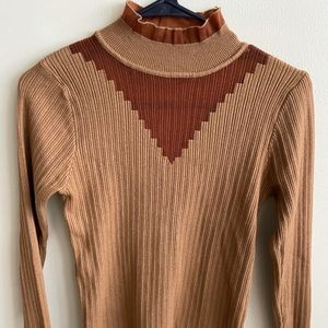 Women’s sweater with chiffon lace on neck and sleeves